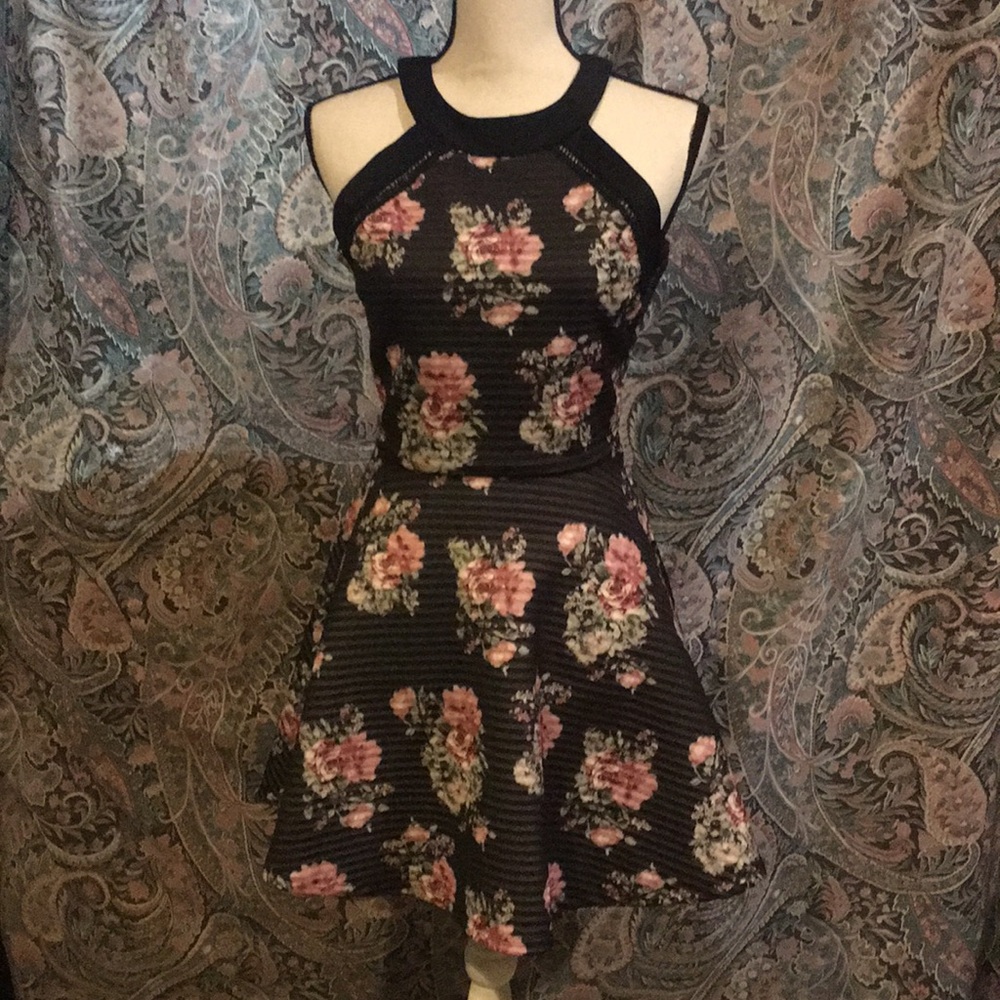 Fit and flare flower dress